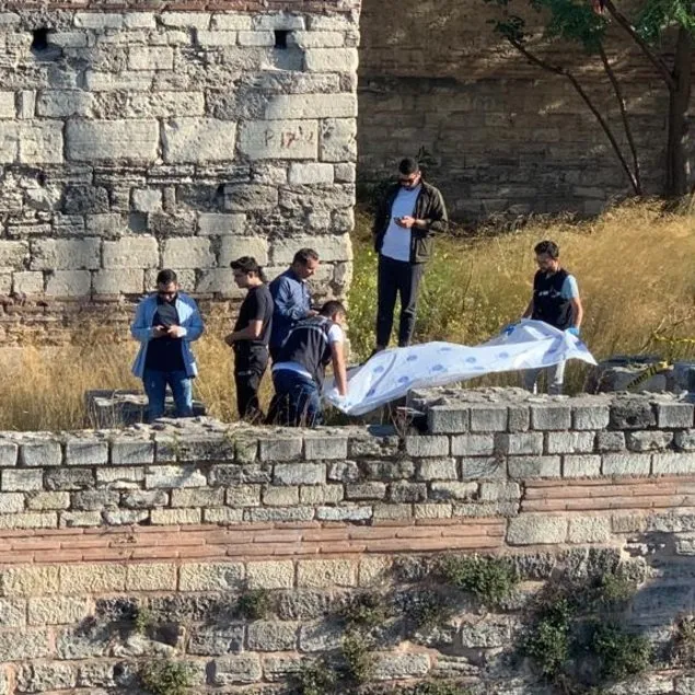 Topkapı Surlarının altında erkek cesedi