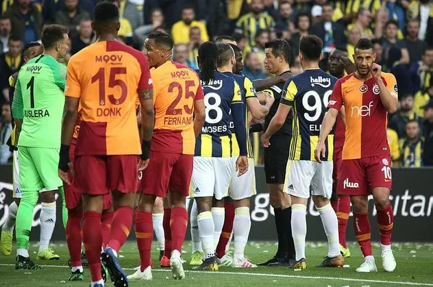 Fenerbahçe, Galatasaray karşısında 10 kişi kaldı!