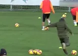 Terim'den antrenmanda çok konuşulacak şutlar