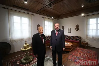 Başkan Erdoğan ve MHP Genel Başkanı Bahçeli, Demokrasi ve Özgürlükler Adası’nı gezdi! İşte tarihi günden tarihi kareler