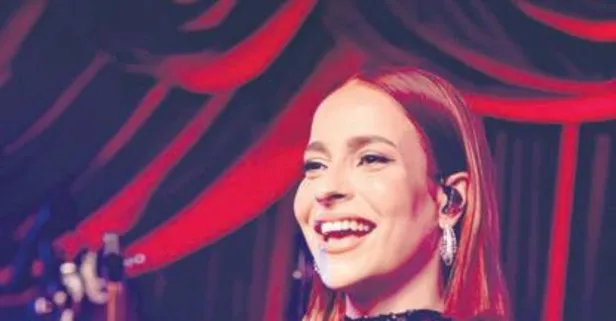 Siyahlara büründü!