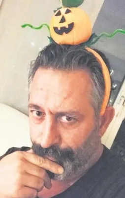 Yerli cadıları ti’ye aldı