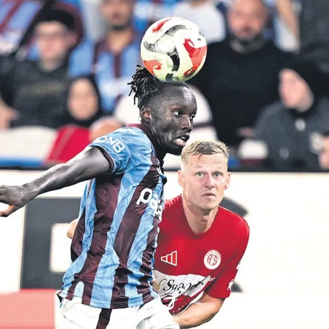 Espanyol’un gözü Mendy’de