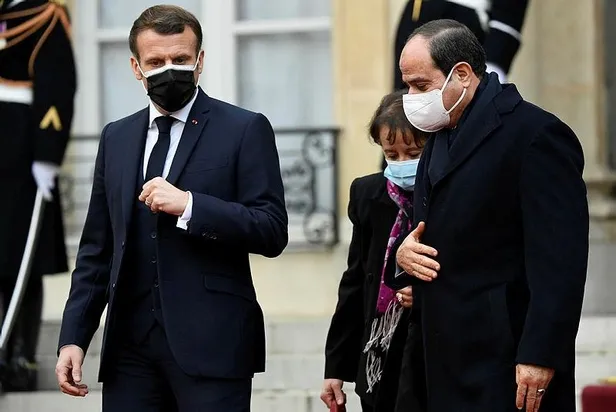 italyan-gazeteci-augiastan-fransa-cumhurbaskani-macronun-darbeci-sisiye-onur-nisani-vermesine-tepki-iade-edecegim-1607870491849.jpeg İtalyan gazeteci Augias'tan Fransa Cumhurbaşkanı Macron'un darbeci Sisi'ye onur nişanı vermesine tepki! "İade edeceğim"-2