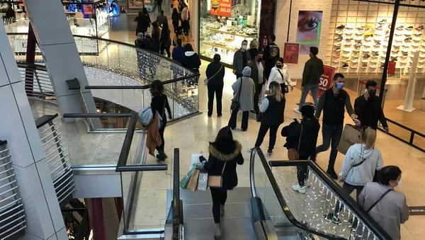 Muhteşem Cuma vatandaşlara koronavirüsü unutturdu! En çok bakın hangi ürün satıldı!-7