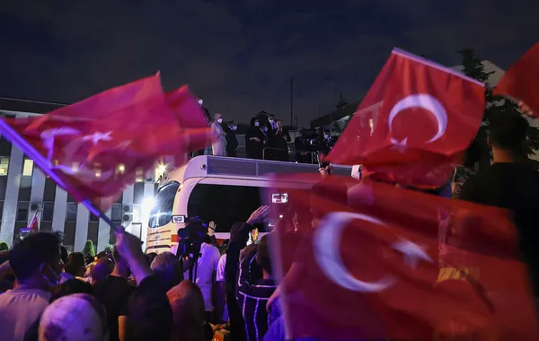 baskan-erdogan-sincanda-halka-hitap-etti-bize-gurur-kibir-yakismaz-biz-tevazu-ehliyiz-1625687163608.jpg Başkan Erdoğan Sincan'da konuk olduğu Ürün ailesinin doğacak bebeğinin ismini verdi-11