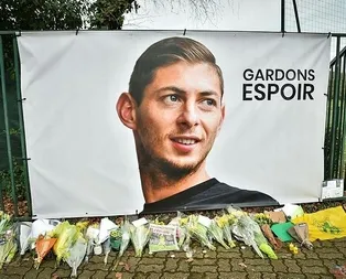 Emiliano Salanın uçağına ait parçalar bulundu