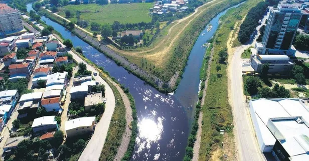 Çözüm şart yoksa yandık! Bursa'daki Nilüfer Çayı ve Afyon'daki Menderes Nehri siyah rengi korkuttu