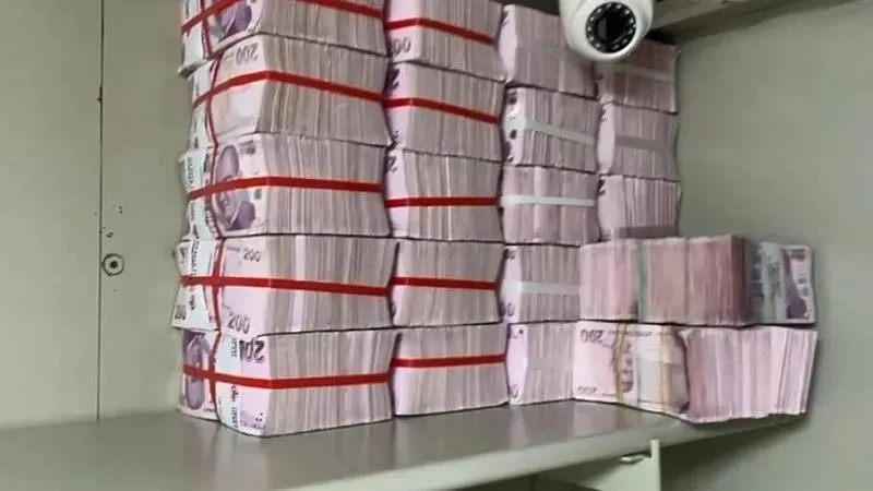 İstanbul Altın Rafinerisi şirketlerine operasyon (DHA)