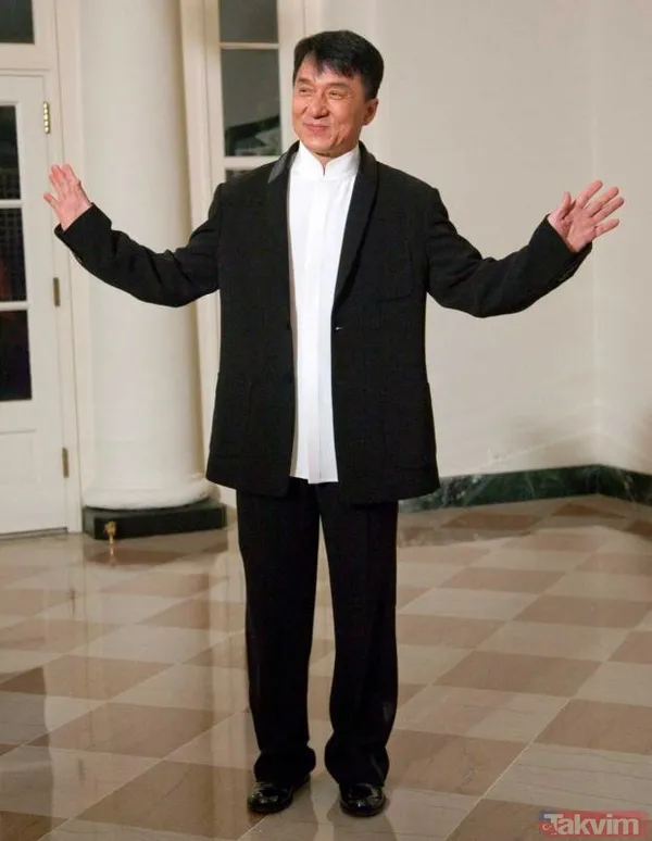 Jackie Chan’den duygusal anlar: 71 yaşındaki yıldız Gazze için gözyaşlarını tutamadı - 6