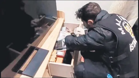 chpli-ibbye-bagli-itfaiye-daire-baskanliginda-rusvet-skandali-buyuyor-kirli-cark-ortaya-cikti-sifreleri-bile-v-1705203584448.jpeg CHP'li İBB'ye bağlı İtfaiye Daire Başkanlığı'ndaki rüşvet skandalı büyüyor! Kirli çark ortaya çıktı: Şifreleri bile vermişler-5