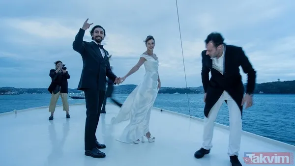 Sahnede şarkı söyleyen Kıvanç Tatlıtuğ'a Umut Evirgen'den müdahale "Yapmayın yakışmıyor" Alina Boz ile Umut Evirgen'in düğünde... - 11