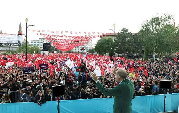 son-dakika-baskan-erdogandan-sivasta-onemli-aciklamalar-gandi-kemal-olarak-basladigi-yolculugu-nazi-kemal-olar-1684859419450.jpeg Son dakika: Başkan Erdoğan'dan Sivas'ta önemli açıklamalar: Gandi Kemal olarak başladığı yolculuğu Nazi Kemal olarak bitirecek-5