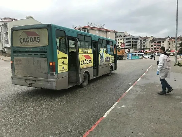 Karabük'te halk otobüsünün açık kapısından düşen kadın yaralandı-2