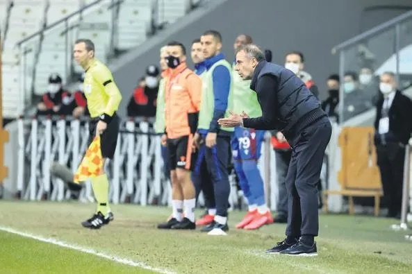firtina-zirveyi-vurdu-trabzonspor-besiktasi-liderlik-koltugundan-indirdi-1612140192496.jpeg Fırtına zirveyi vurdu! Trabzonspor Beşiktaş'ı liderlik koltuğundan indirdi-2