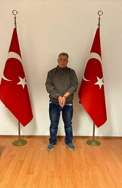 son-dakika-mitten-ukraynada-pkkya-operasyon-terorist-isa-ozer-turkiyeye-getirildi-1599769947424.jpeg Son dakika: MİT'ten Ukrayna'da PKK'ya operasyon! Terörist İsa Özer Türkiye'ye getirildi-1