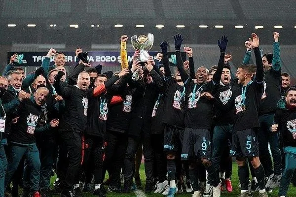 Süper Kupa’nın sahibi Karadeniz fırtınası: Süper Trabzon-3