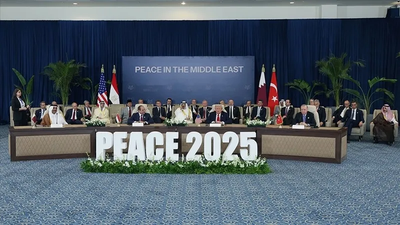 son-dakika-istanbulda-gazze-zirvesi-mit-baskani-kalin-hamas-heyeti-ile-gorustu-hamastan-baskan-erdogana-gazze-1774207829982.jpeg Son dakika: İstanbul’da Gazze zirvesi: MİT Başkanı Kalın Hamas heyeti ile görüştü | Hamas’tan Başkan Erdoğan’a Gazze teşekkürü-3