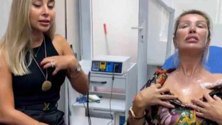 Seda Sayan estetik yaptırdığı anları paylaştı! ''Dekolte canavarı' adı verilen işlemi yaptırdı