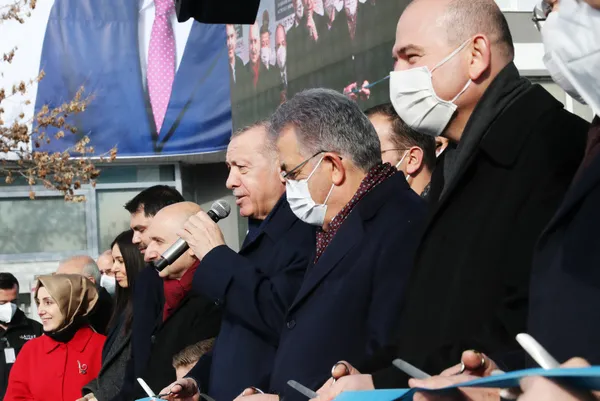 son-dakika-baskan-erdogandan-chp-genel-baskani-kemal-kilicdarogluna-ihale-yaniti-bunun-hayati-yalan-1643548788405.jpg SON DAKİKA! Başkan Erdoğan'dan CHP Genel Başkanı Kemal Kılıçdaroğlu'na ihale yanıtı: Bunun hayatı yalan-10