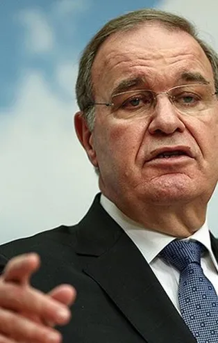 CHP Sözcüsü Faik Öztrak, Kemal Kılıçdaroğlu'nun ABD'deki kayıp 8 saatini soran gazeteciyi fırçaladı