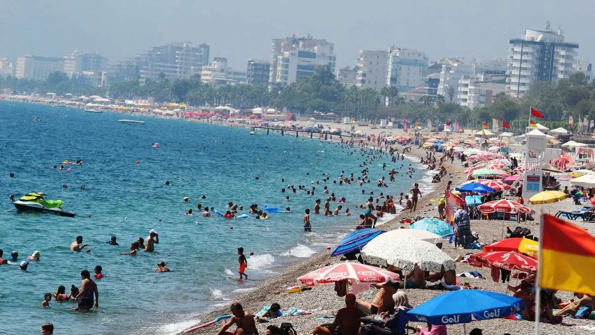 Kıyı ve plajlarda yeni dönem başladı: Bakanlık da bakım güvenlik ve temizlik işlemlerini yürütebilecek