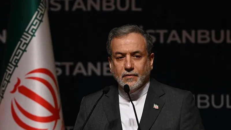 abd-irana-48-saatlik-sure-verdi-nukleer-masasi-yeniden-cenevrede-kurulacak-1771784364067.jpeg ABD İran’a 48 saatlik süre verdi! Nükleer masası yeniden Cenevre’de kurulacak-4