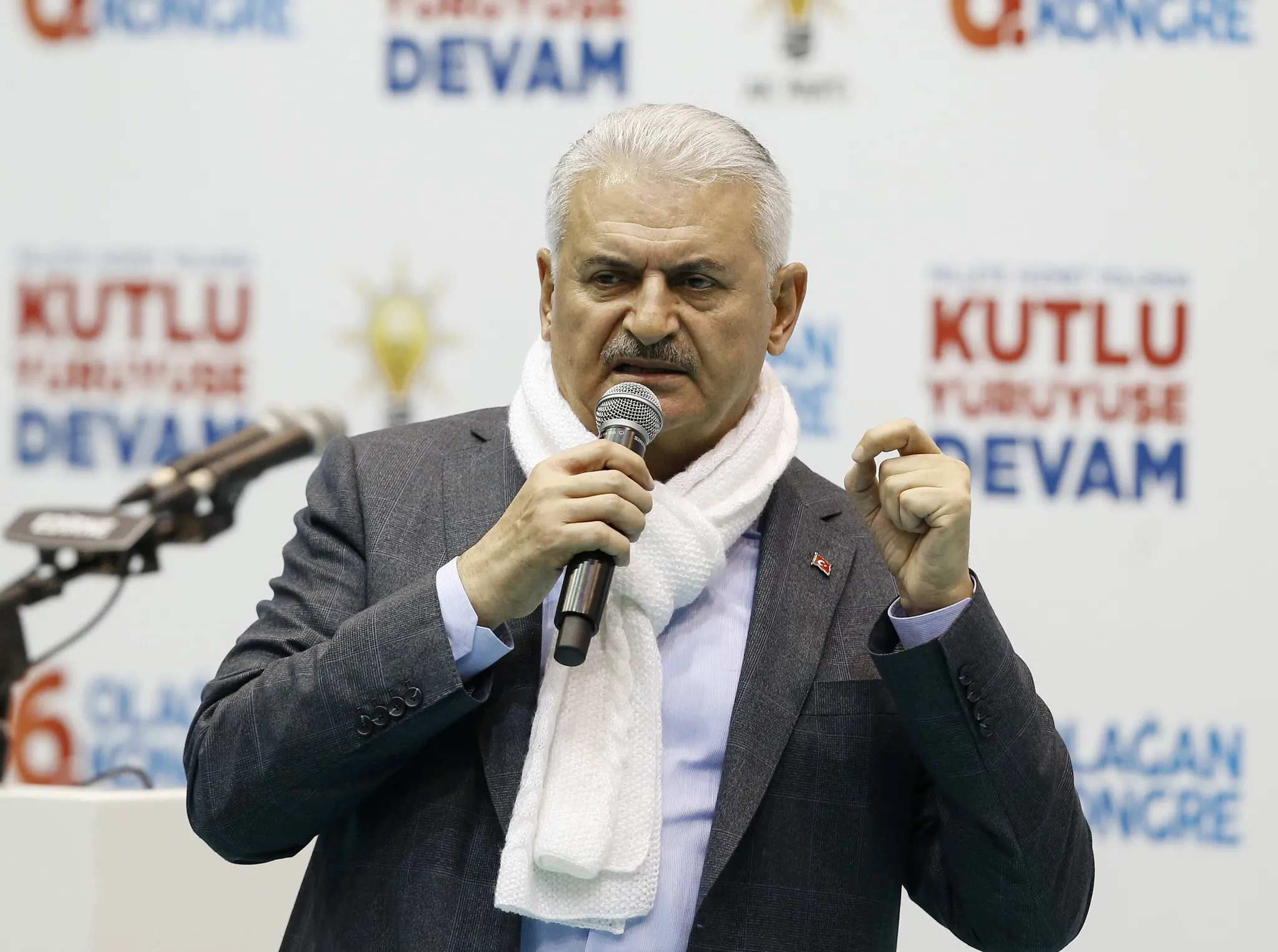 Başbakan Yıldırım: Kılıçdaroğlu boş konuşuyor