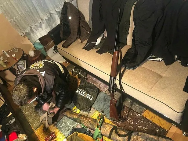 Son dakika: Ankara merkezli 8 ilde zehir tacirlerine “Vadi” operasyonu: Çok sayıda kişi gözaltına alındı-7