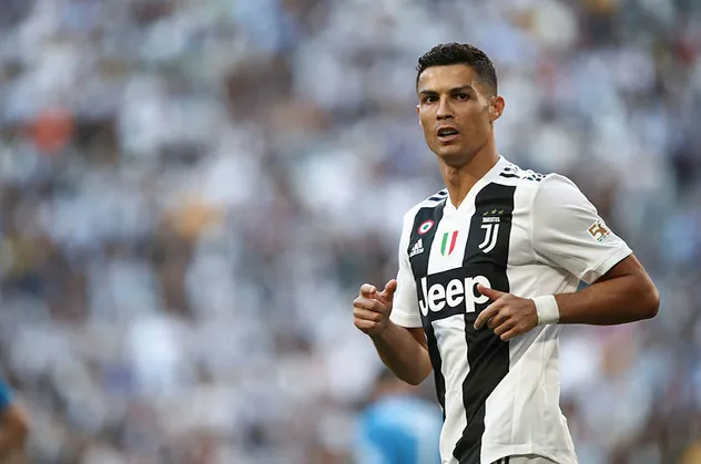 Şampiyonlar Ligi'nde Ronaldo Messi'ye boyun eğdi
