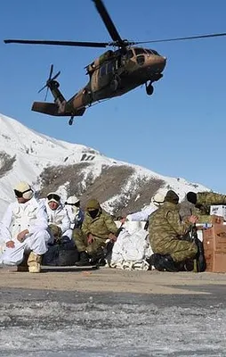 Komandolar destan yazıyor