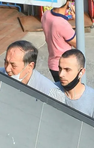 Avcılar'da bazı vatandaşlar maskeyi yüzlerine değil çenelerine taktı!