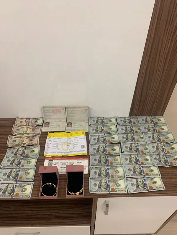 bursa-ve-istanbulda-fuhusa-karsi-vip-1-operasyonu-dikkat-ceken-ifade-sakin-olun-turk-polisiyiz-1638251872482.jpg Bursa ve İstanbul'da fuhuşa karşı 'VİP 1 Operasyonu'! Dikkat çeken ifade: Sakin olun Türk polisiyiz-5