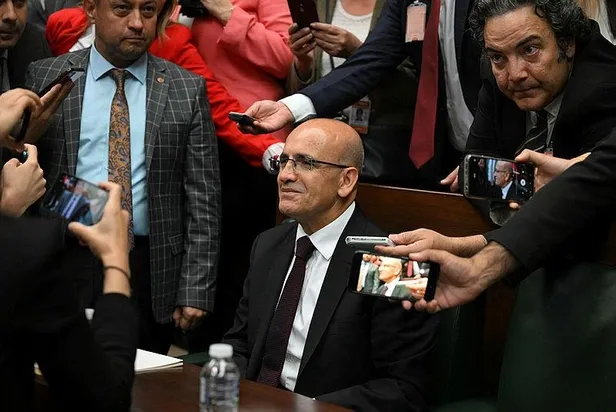 hazine-ve-maliye-bakani-mehmet-simsekten-istikrar-vurgusu-hedeflere-ulasmada-kararliyiz-1687516694400.jpeg Hazine ve Maliye Bakanı Mehmet Şimşek'ten istikrar vurgusu: Hedeflere ulaşmada kararlıyız-3