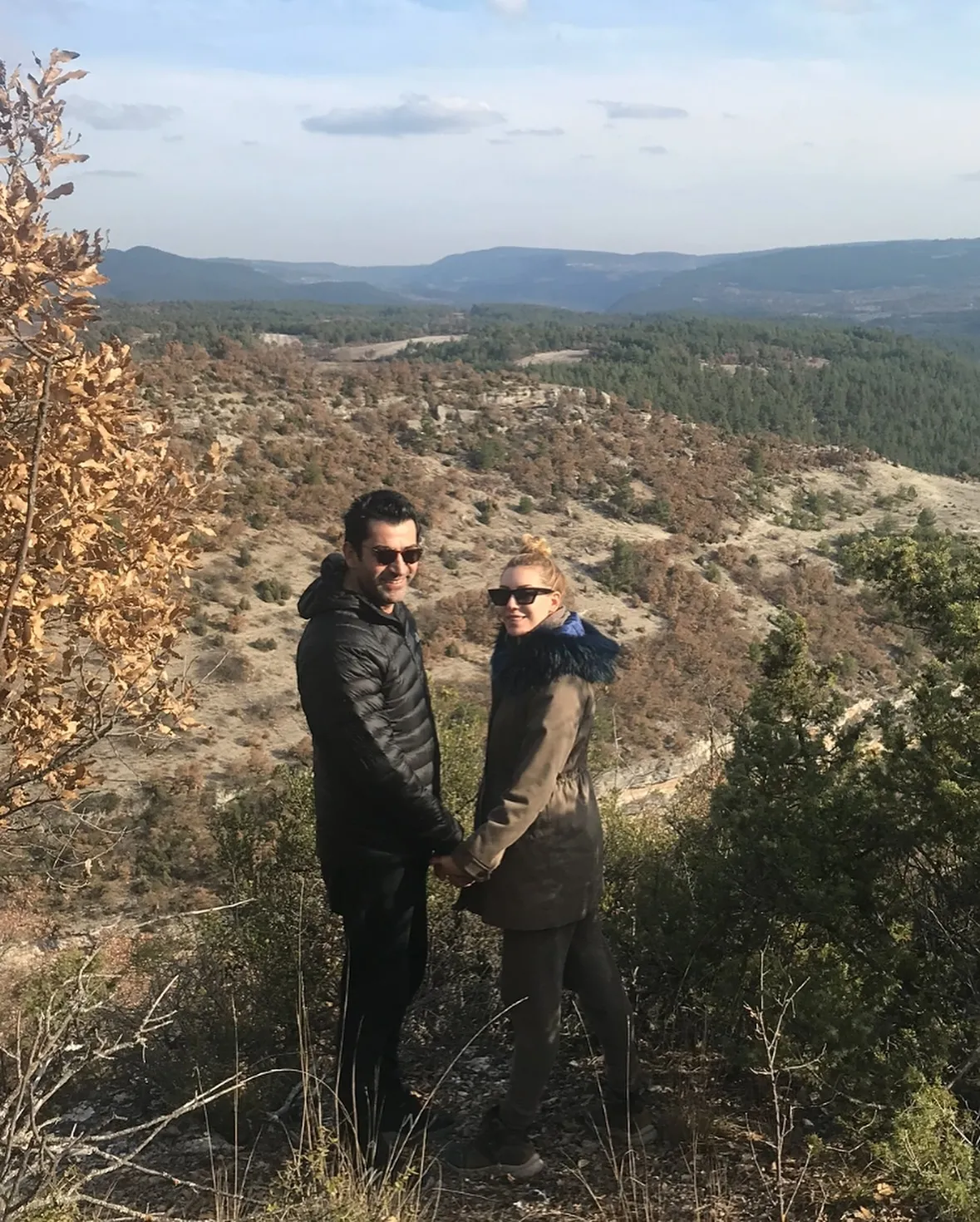 Ekranda A.B.İ evde baba! Sinem Kobal ve Kenan İmirzalıoğlu’nun masalsı aşkı - 16