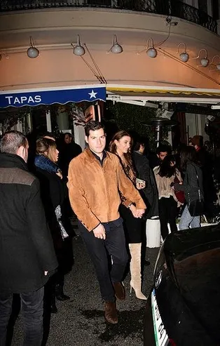 40 yaşındaki Özge Ulusoy, 2.5 yıldır beraber olduğu Faruk Çolakoğlu ile evleniyor