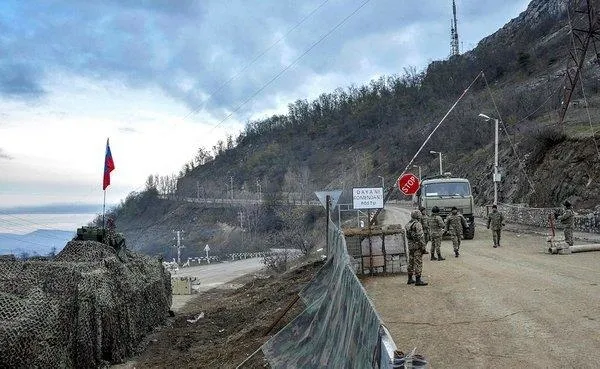 turkiye-ve-rusyadan-daglik-karabag-anlasmasi-ateskesi-izlemekle-gorevli-ortak-merkez-kurulacak-1606849847315.jpeg Türkiye ve Rusya'dan 'Dağlık Karabağ' anlaşması: Ateşkesi izlemekle görevli ortak merkez kurulacak-9