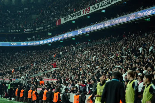 besiktasin-sampiyonlar-ligi-sezonu-avrupasiz-bitebilir-buyuk-yikim-1650969783825.jpg Beşiktaş'ın Şampiyonlar Ligi sezonu Avrupasız bitebilir! Büyük yıkım-6