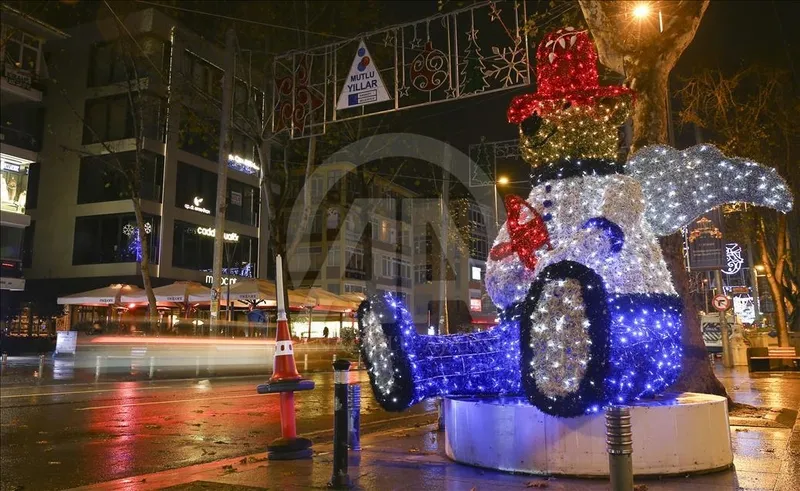 31-aralik-2025-yarim-gun-mu-okullar-universiteler-ogleden-sonra-tatil-mi-1766821618020.jpg (Kaynak: AA)