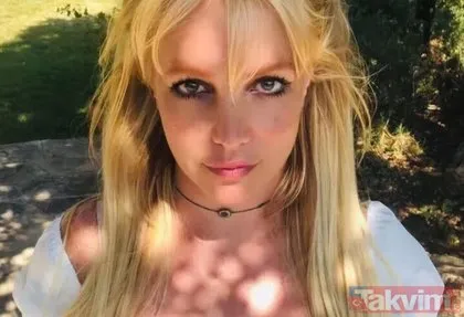 Özgürlüğüne kavuştu küvet yamulttu! Britney Spears bu kez çırılçıplak paylaştı babasından kurtulan Britney Spears soyundu!