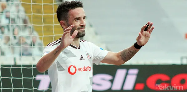 Beşiktaşlı Gökhan Gönül'ün Fenerbahçe'yle anlaştığı iddia edilmişti! Bakın aslında hangi takımlıymış - 1