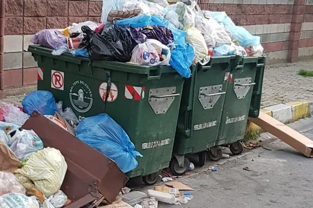 Çöpün yarısı gıdayla dolu