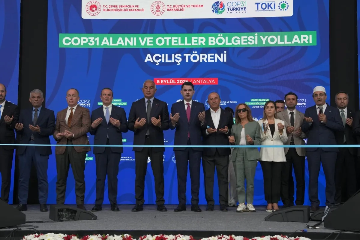 antalya-cop31e-yatirimlarla-hazirlaniyor-38-kilometrelik-yol-tamamlandi-100-bine-yakin-ziyaretci-bekleniyor-1788598880111.jpeg Antalya COP31'e yatırımlarla hazırlanıyor: 38 kilometrelik yol tamamlandı, 100 bine yakın ziyaretçi bekleniyor-4