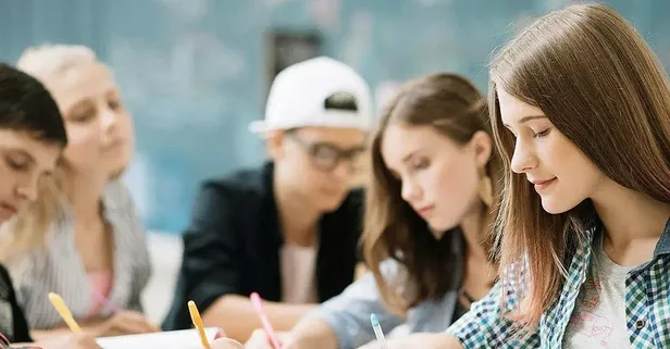 Meslek öğrencisine 7 bin 420 TL