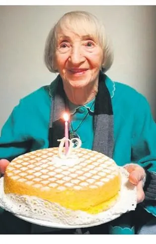 İtalya'da 102’lik mucize! Tedavi gördüğü hastaneden taburcu edildi...