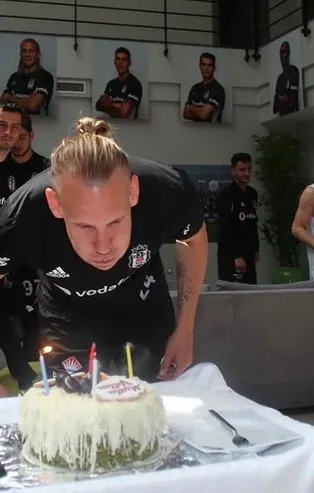 Vida 30 yaşına girdi