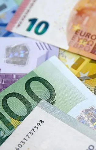 İspanya'da memur maaşlarına yüzde 2 zam