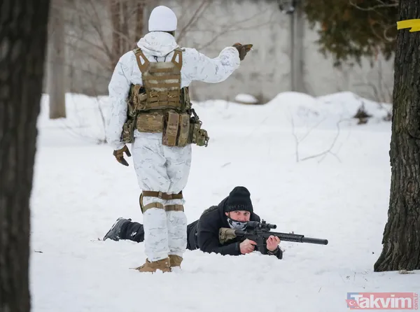 SON DAKİKA: Rusya Ukrayna son durum | Ukrayna sivilleri böyle eğitiyor - 31