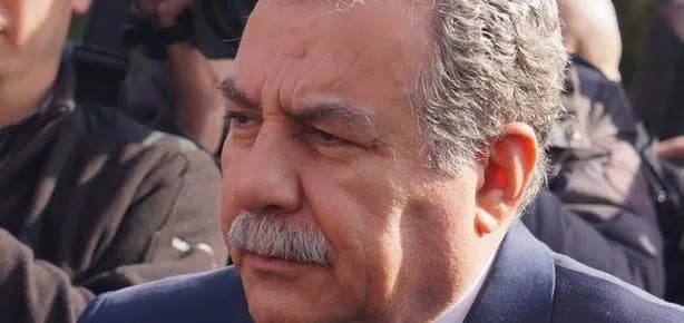 Muammer Güler oğlunu ziyaret etti