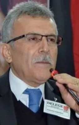 Referandum sonrası CHP'den ilk istifa